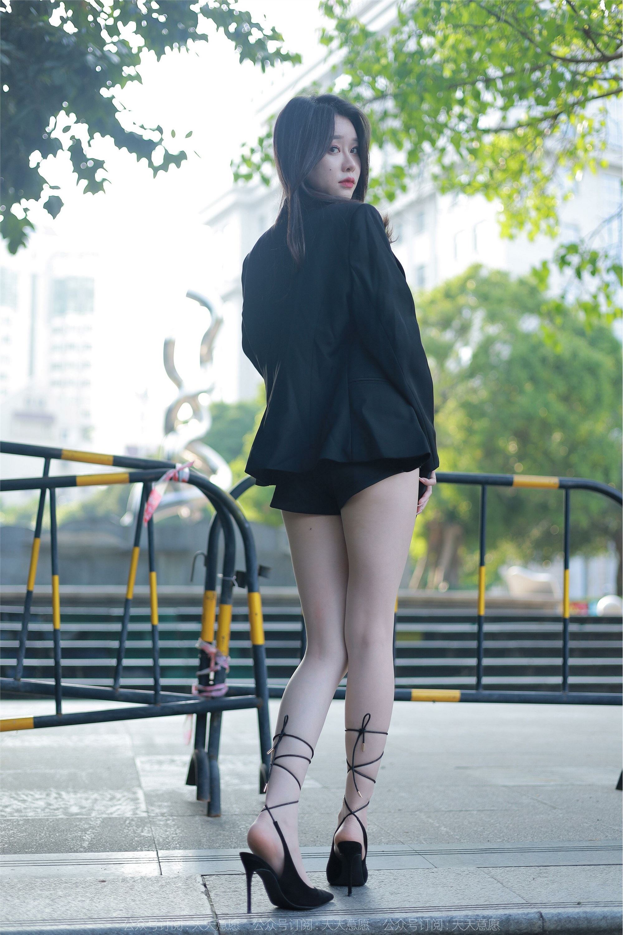 IESS异思趣向  2022.05.24 丝享家 1097：佳爷《四月特辑》